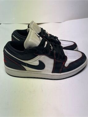 Nike Air Jordan 1 SE Utility Low White Black Red W  Size 7.5 WMNS DD9337-106